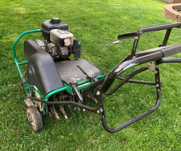 lawn dethatching - Aeration Buddy